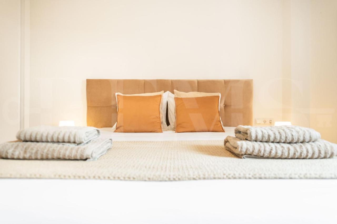 Spacious Apartment Next To Plaza De La Merced By Rems Malaga Exterior photo